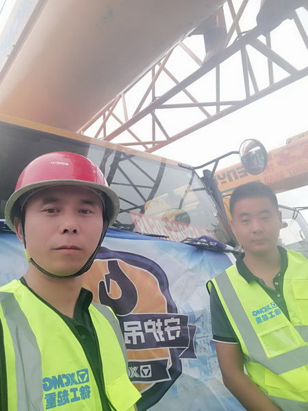 开云足球起重机许昌客户走访